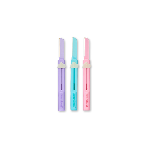 Set of three retractable face razors in purple, blue and pink, with white cloud and dearcloud logo on handles