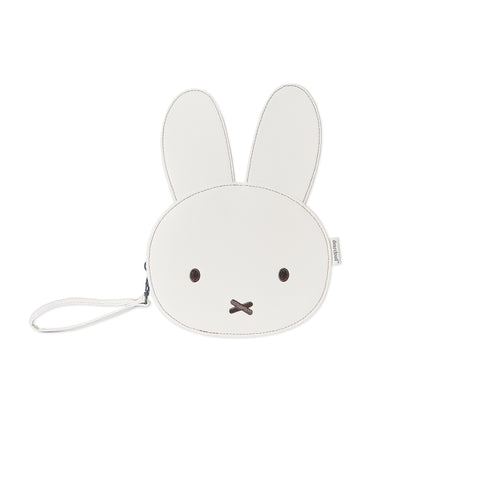  A white Miffy cosmetics bag featuring the iconic character, perfect for storing skincare, makeup, and beauty supplies.